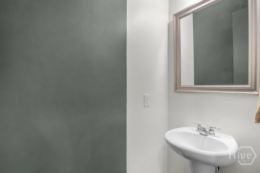 110 Cole Street Property Photo 10