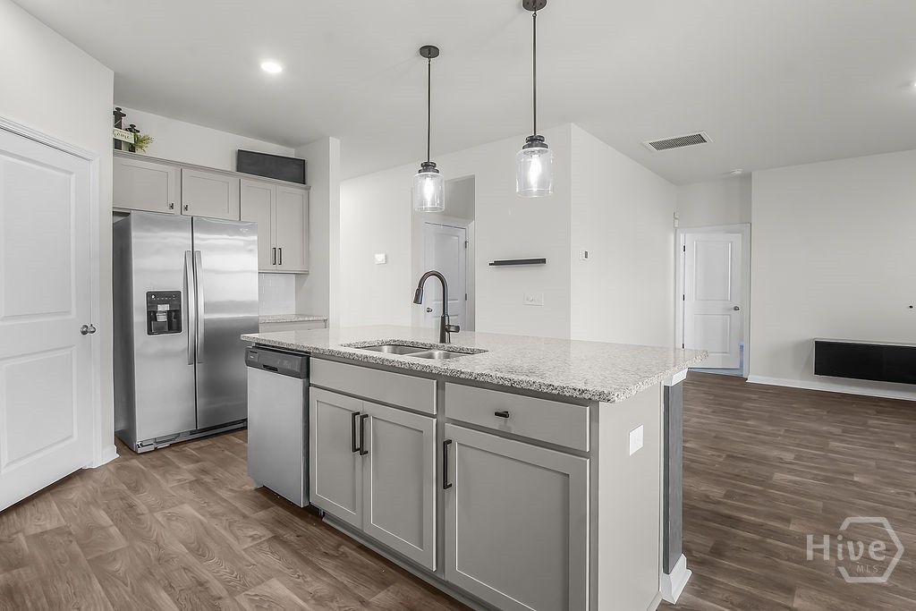 110 Cole Street Property Photo 14
