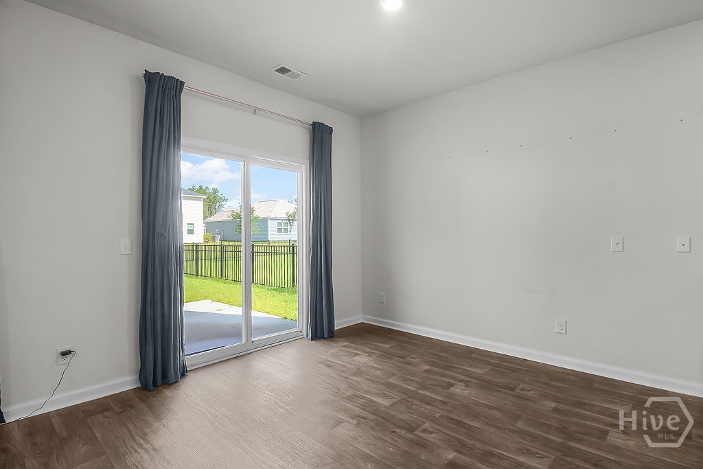 110 Cole Street Property Photo 19