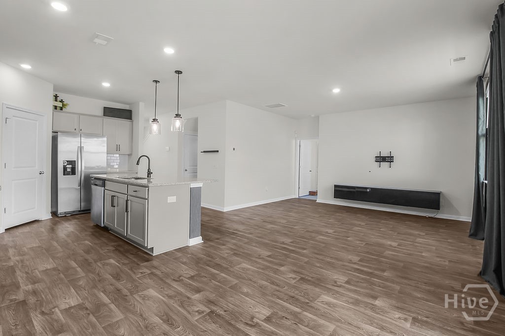 110 Cole Street Property Photo 20