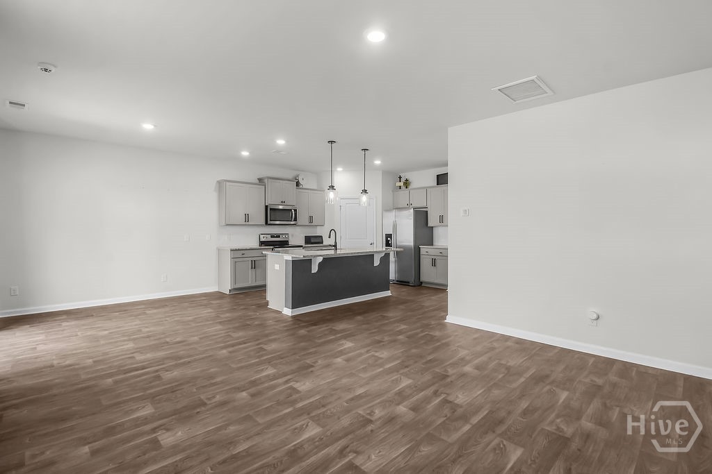 110 Cole Street Property Photo 33