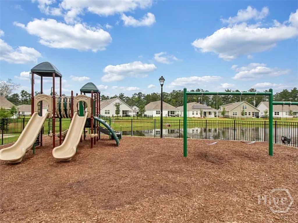 110 Cole Street Property Photo 63