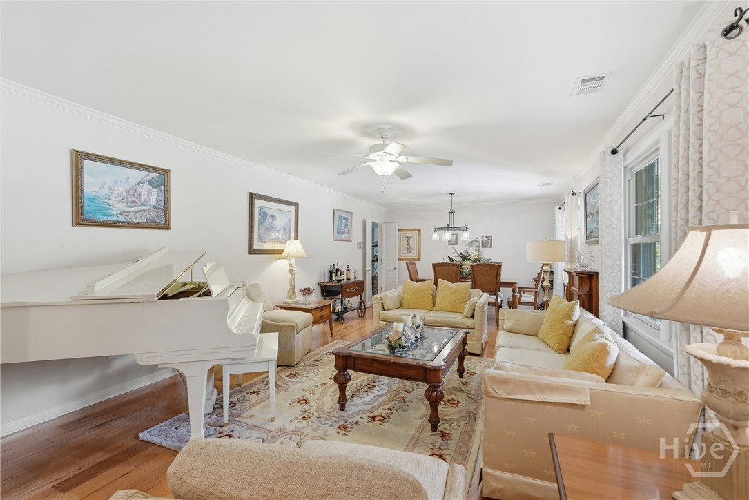 104 Winchester Drive Property Photo 4