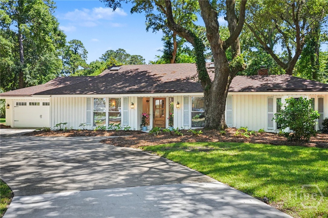 2 Blount Lane Property Photo 1