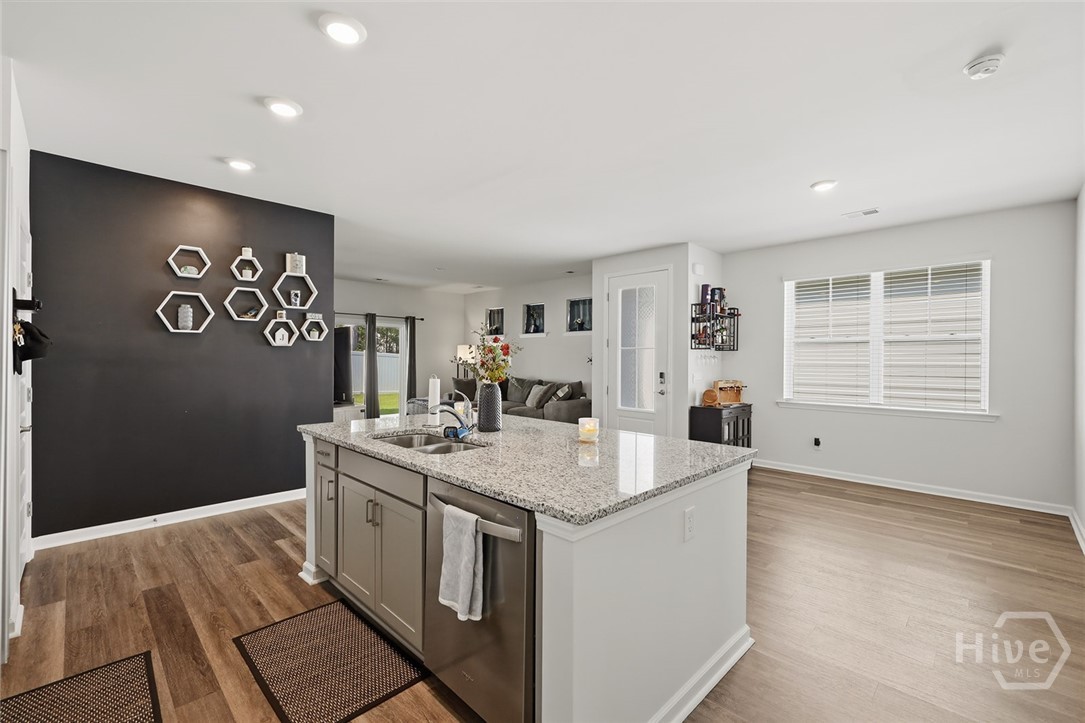 152 Holloway Hill Property Photo 8