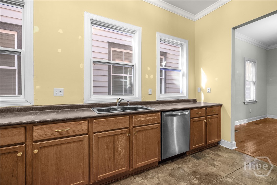 2307 Whitaker Street B Property Photo 14