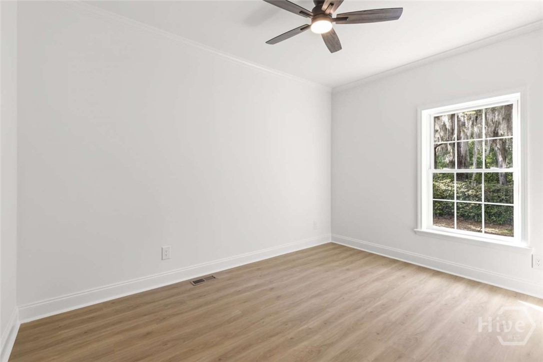 691 Kings Road Property Photo 25