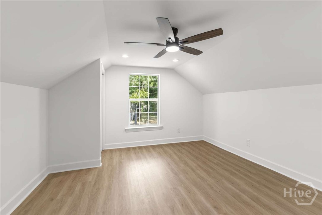 691 Kings Road Property Photo 27
