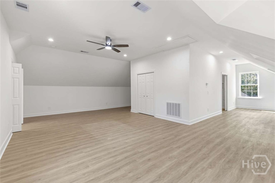 691 Kings Road Property Photo 30