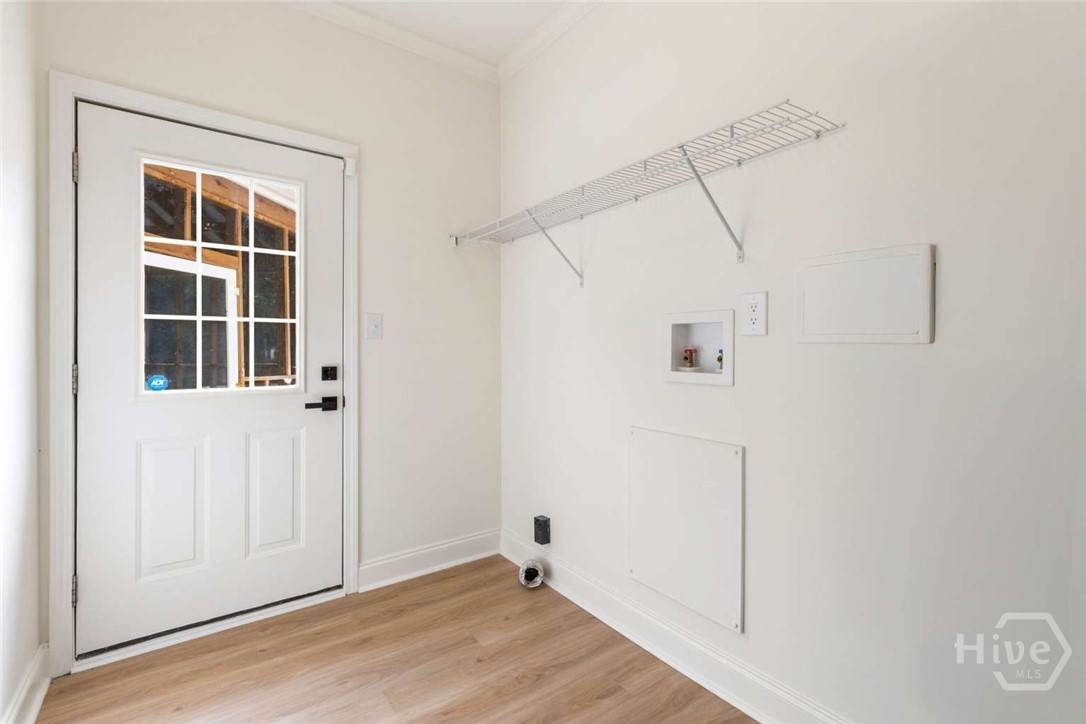 691 Kings Road Property Photo 36