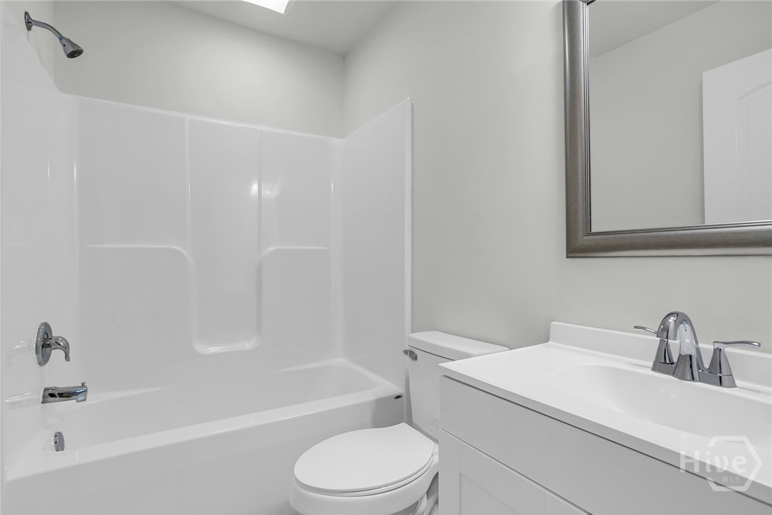 2108 California Avenue Property Photo 11