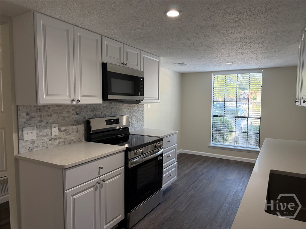 459 Mall Boulevard 88 Property Photo 3