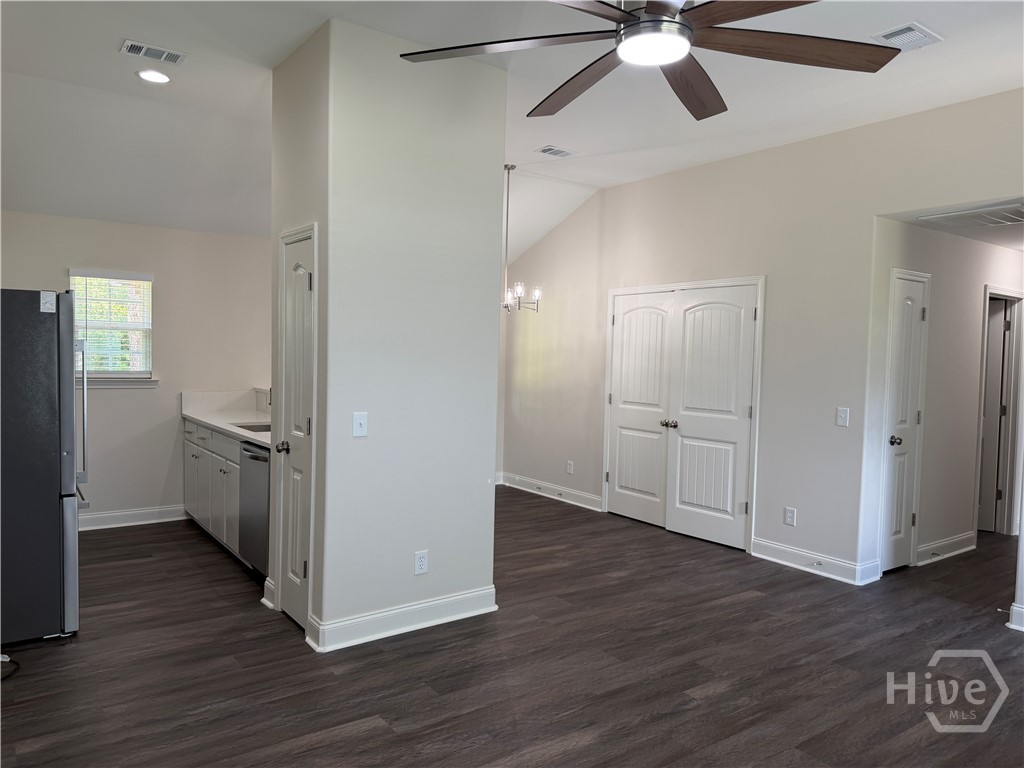 157 Blackwater Way Property Photo 6