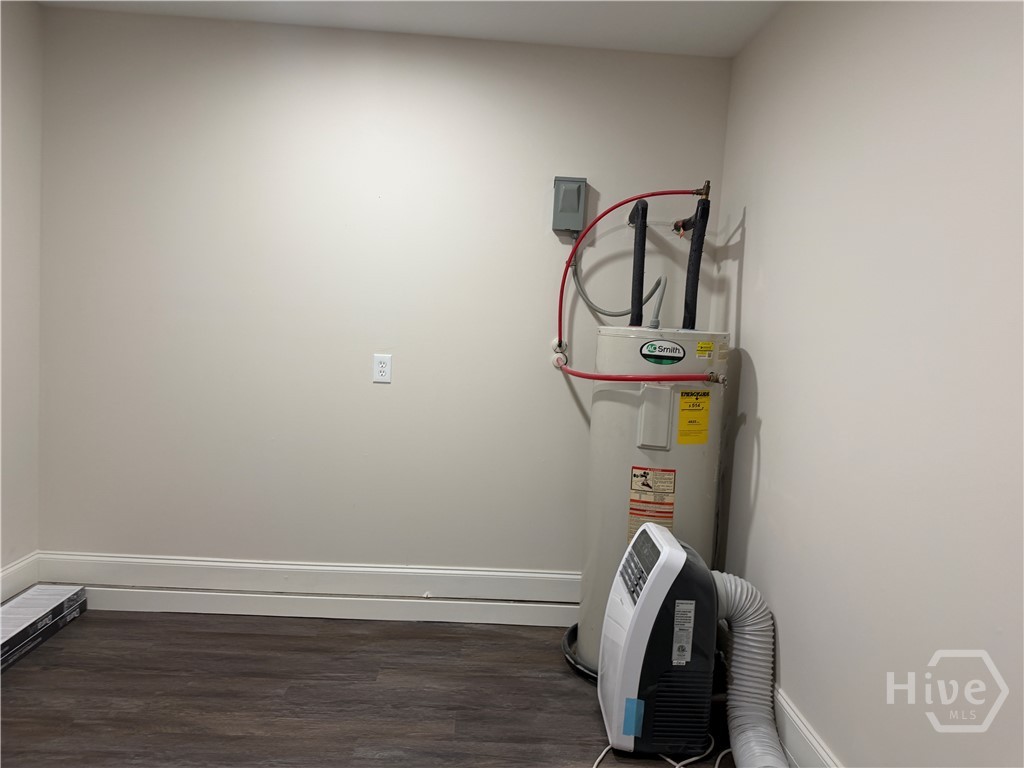 157 Blackwater Way Property Photo 14
