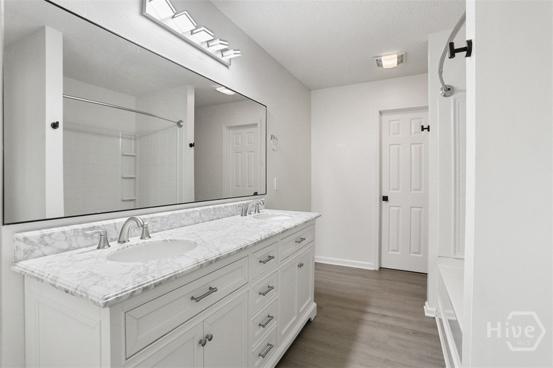 6 Lake Shore Boulevard Property Photo 25