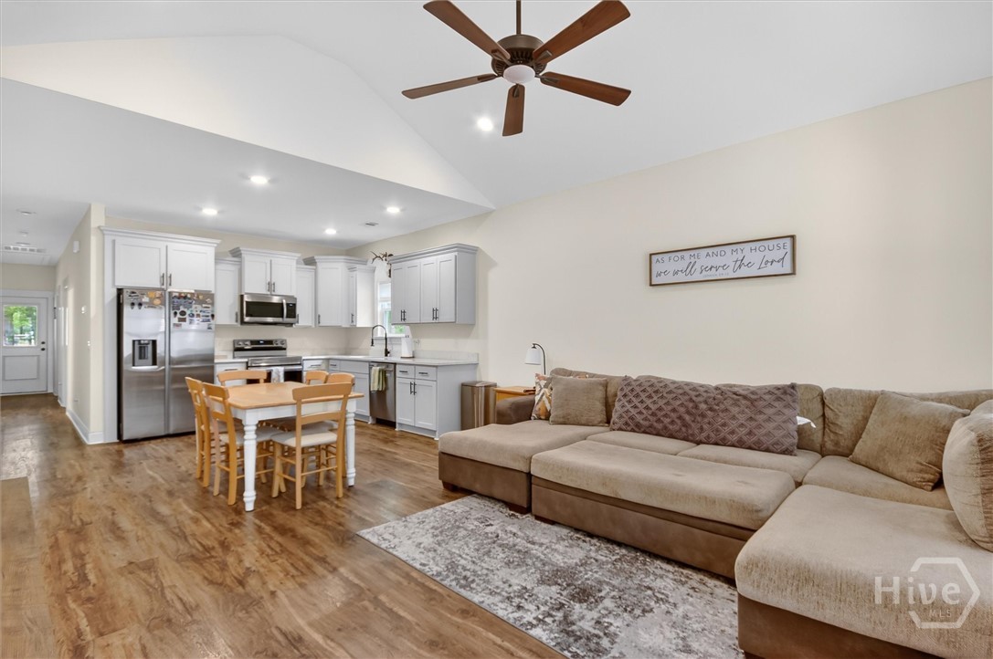 85 Cason Drive Property Photo 4