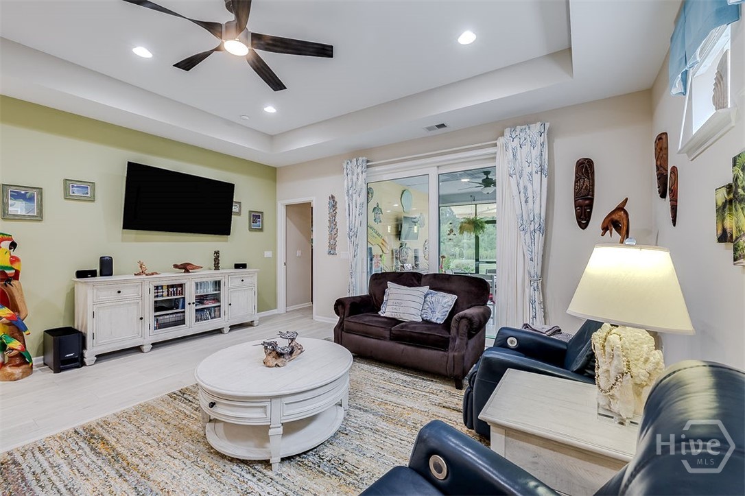 1247 Beachcomber Boulevard Property Photo 23