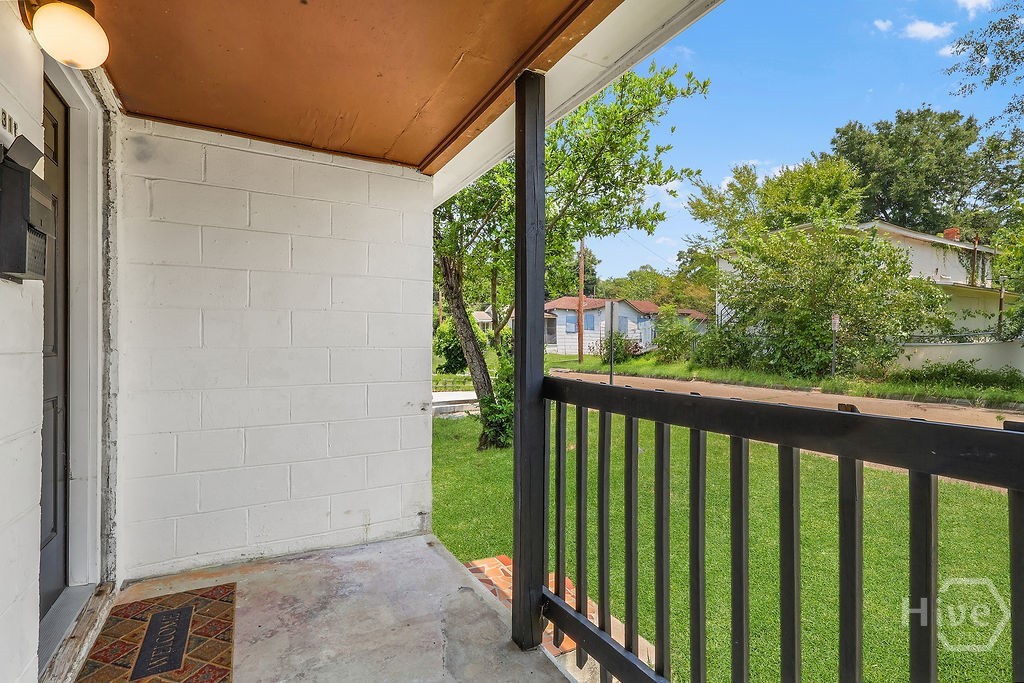 3311 Myrtle Street Property Photo 6