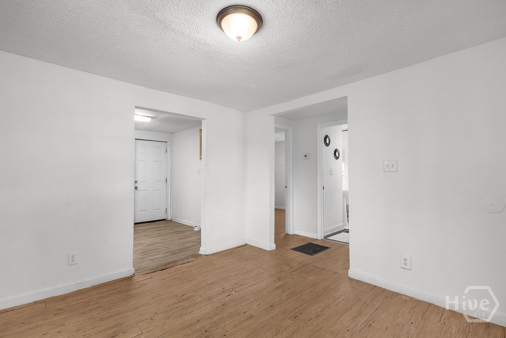 3311 Myrtle Street Property Photo 10