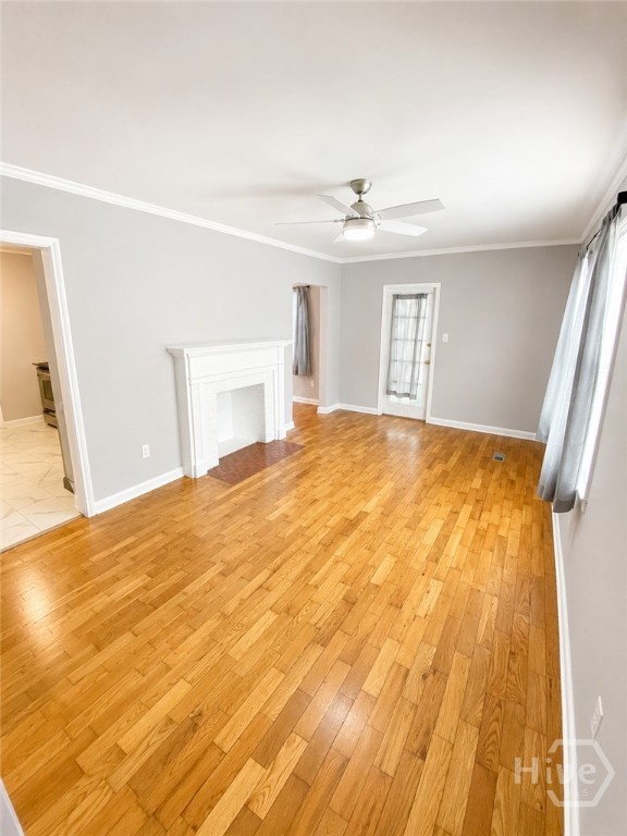 2219 E 40th Street Property Photo 2