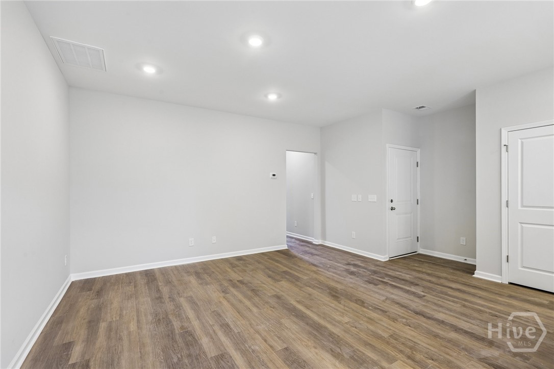 111 Annoula Way Property Photo 14