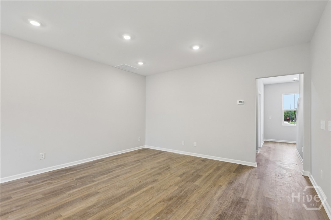 111 Annoula Way Property Photo 16