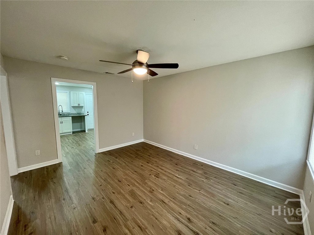 237 W 73rd Street Property Photo 3