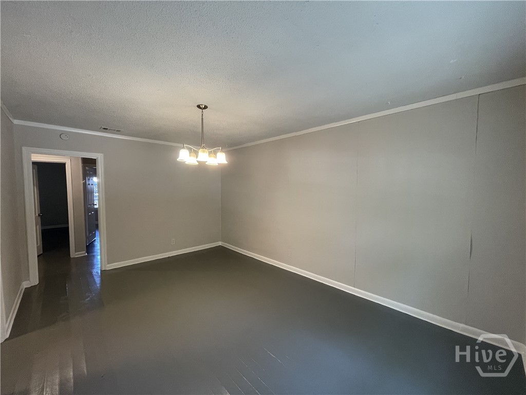 237 W 73rd Street Property Photo 16