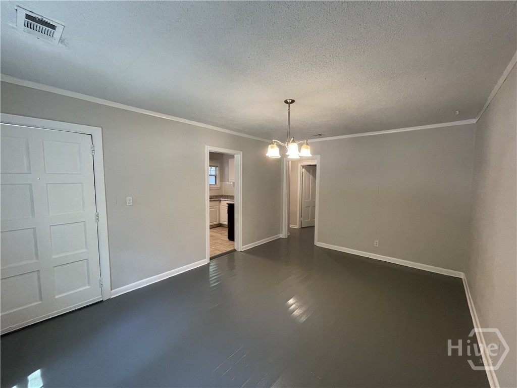 237 W 73rd Street Property Photo 17