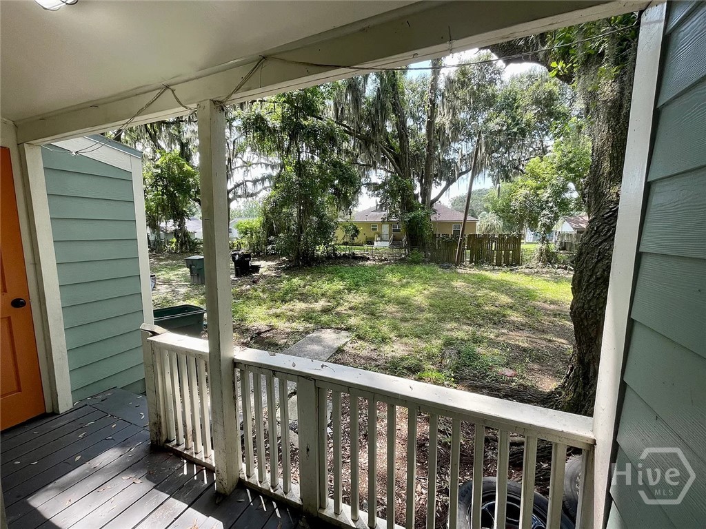 237 W 73rd Street Property Photo 20