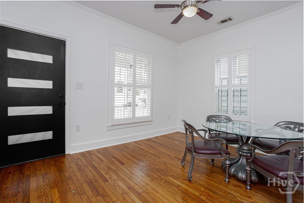 1106 E Broad Street Property Photo 7