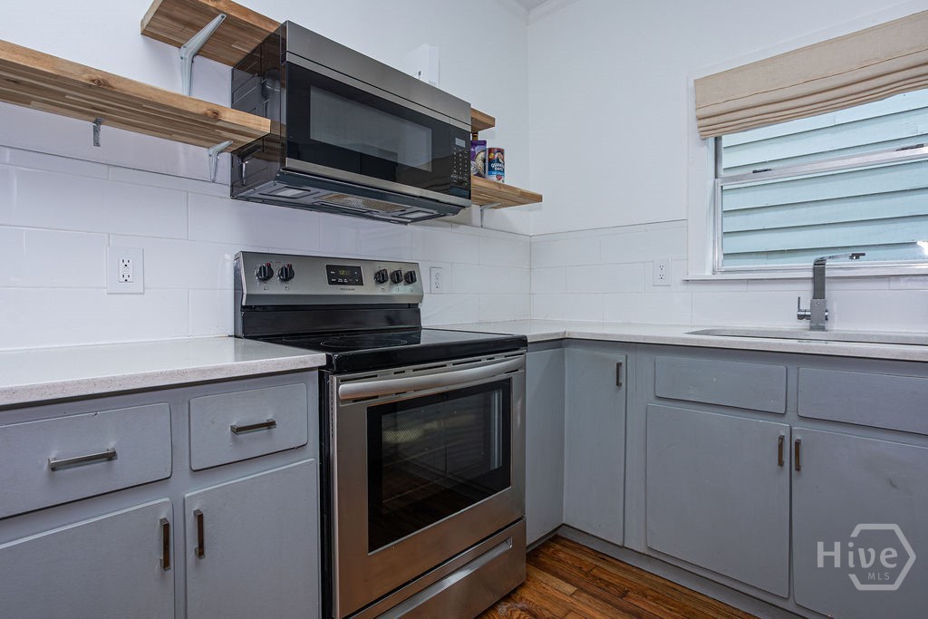 1106 E Broad Street Property Photo 13