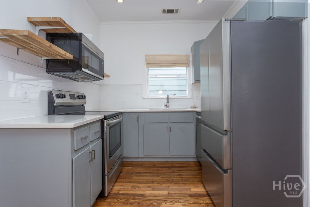 1106 E Broad Street Property Photo 15