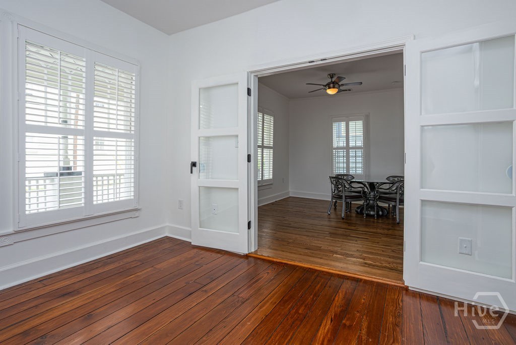 1106 E Broad Street Property Photo 17
