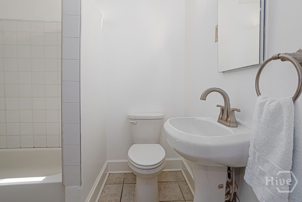 1106 E Broad Street Property Photo 25
