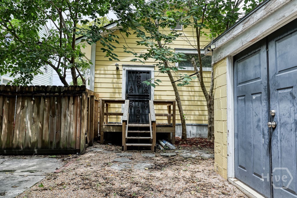 1106 E Broad Street Property Photo 30