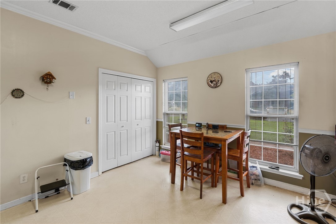 125 Hawthorne Drive Property Photo 13