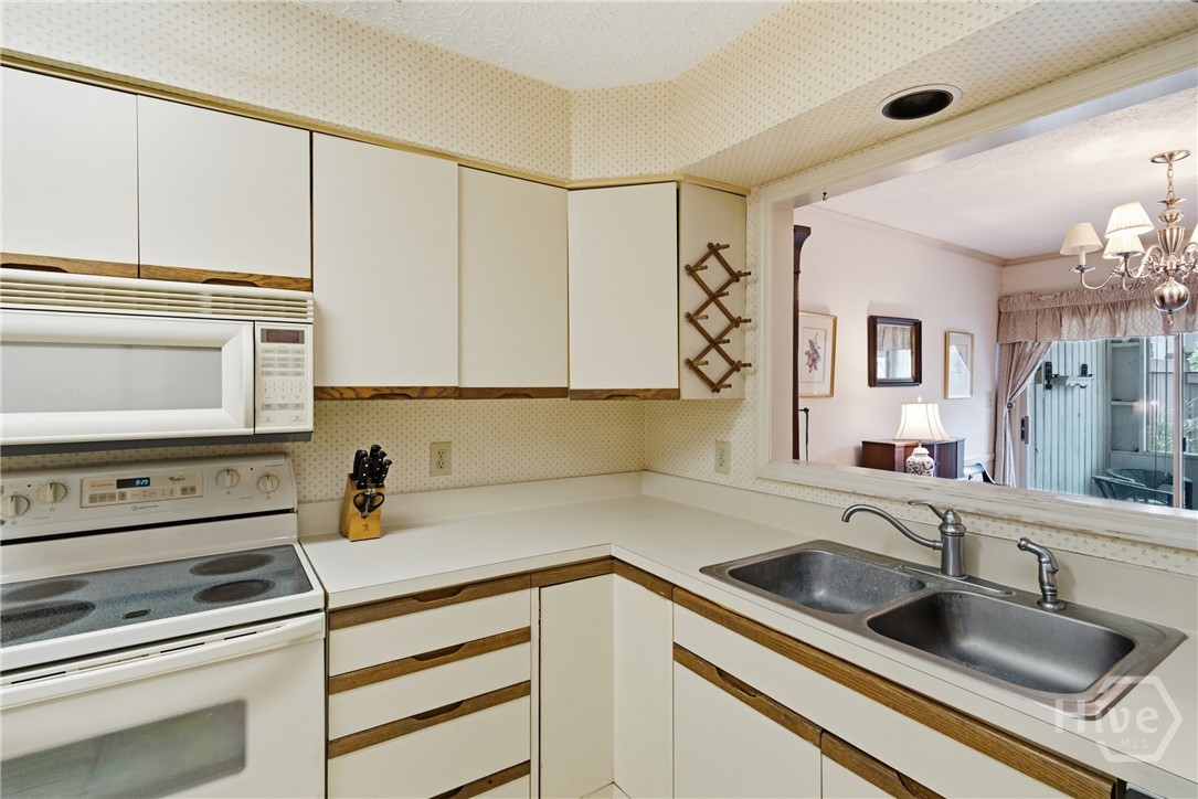 25 Vernon River Drive Property Photo 8