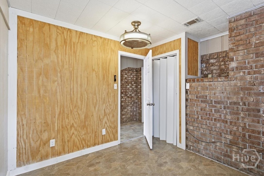 601 Leaning Oaks Drive Property Photo 31
