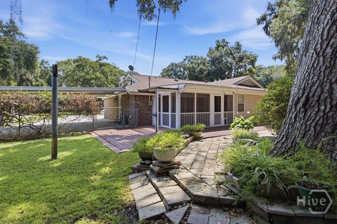 601 Leaning Oaks Drive Property Photo 33