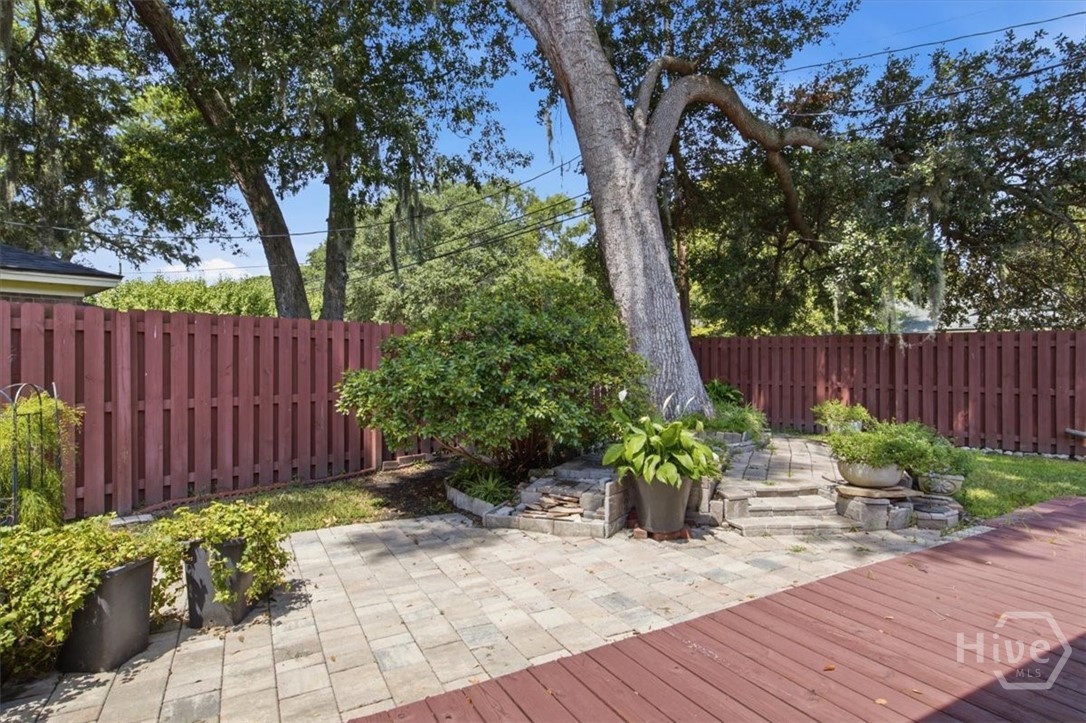 601 Leaning Oaks Drive Property Photo 42