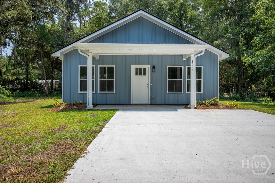 1096 Casey Road Ne Property Photo 1