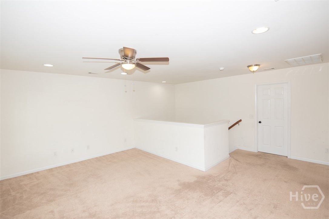 376 Southwilde Way Property Photo 22