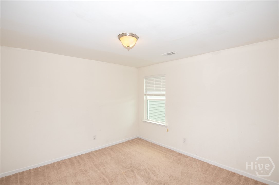 376 Southwilde Way Property Photo 37