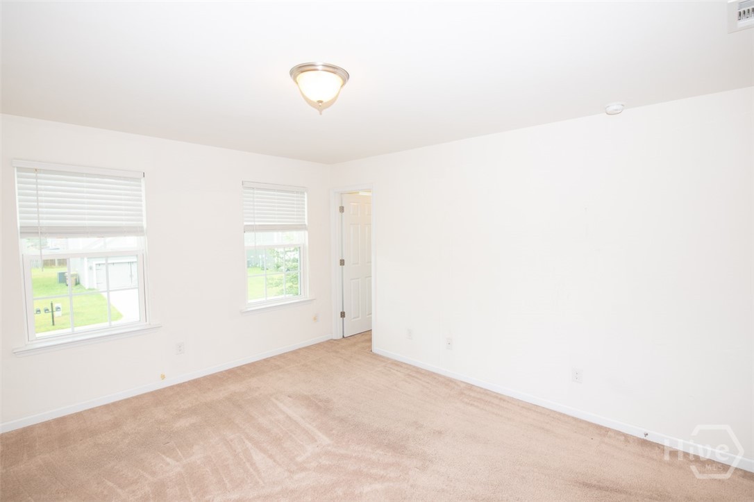 376 Southwilde Way Property Photo 43