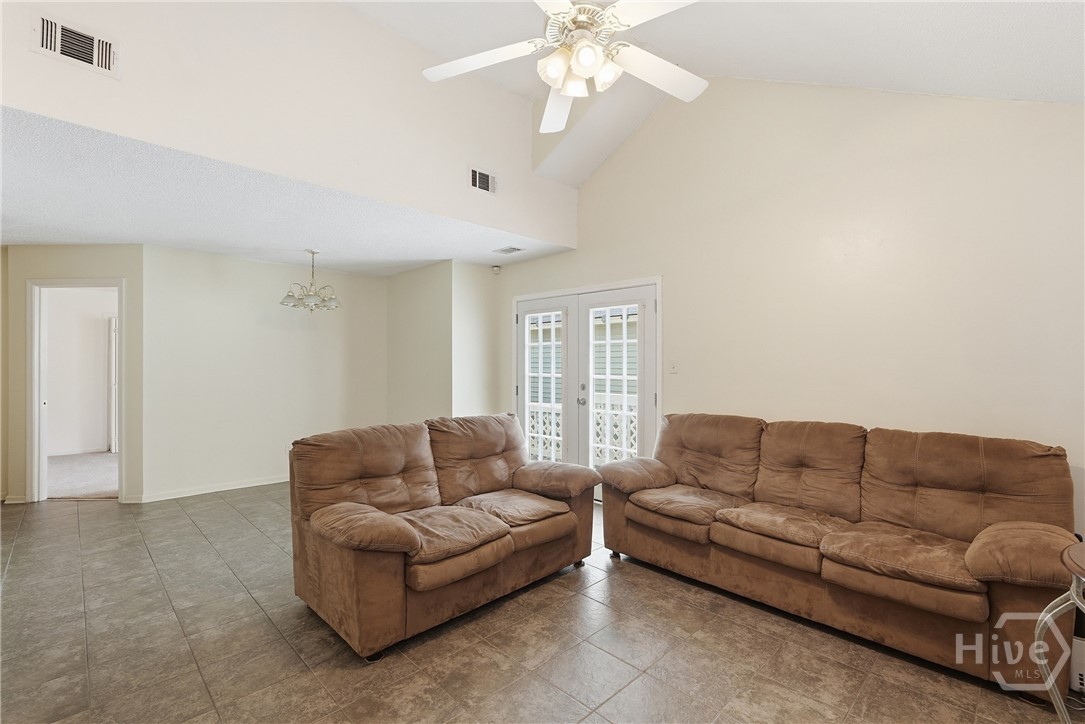 44 Leeward Drive Property Photo 5