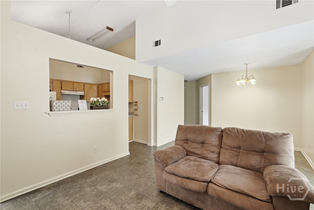 44 Leeward Drive Property Photo 6