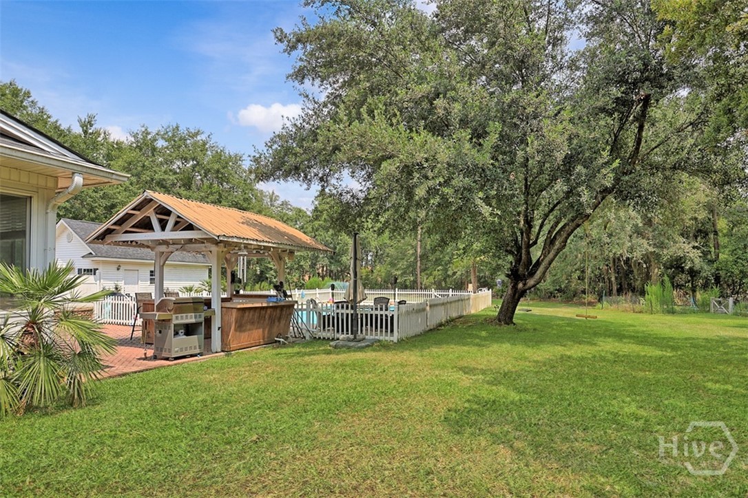 140 Jamestown Drive Property Photo 40