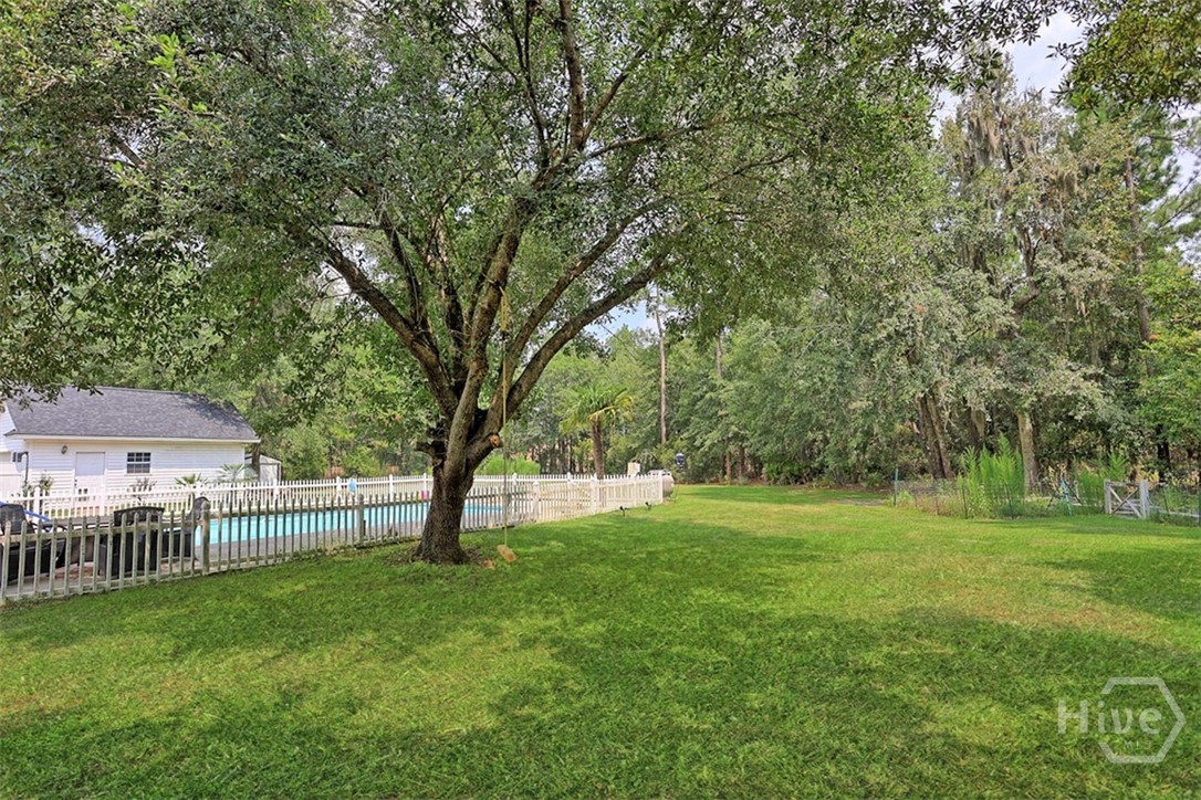 140 Jamestown Drive Property Photo 43