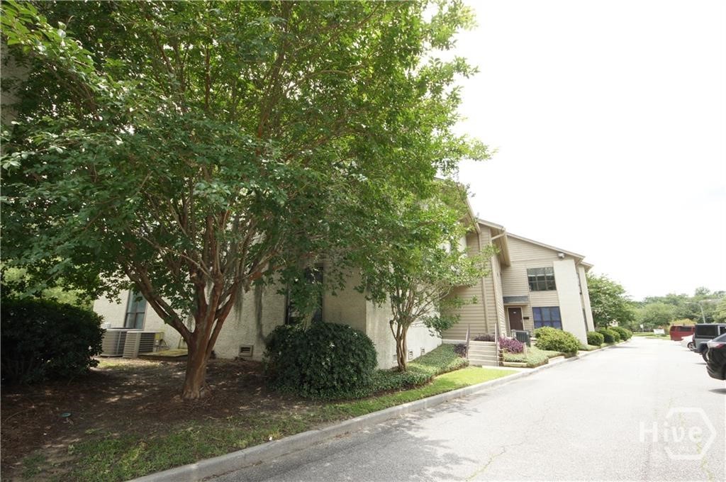 355 Commerce Place E Property Photo 1